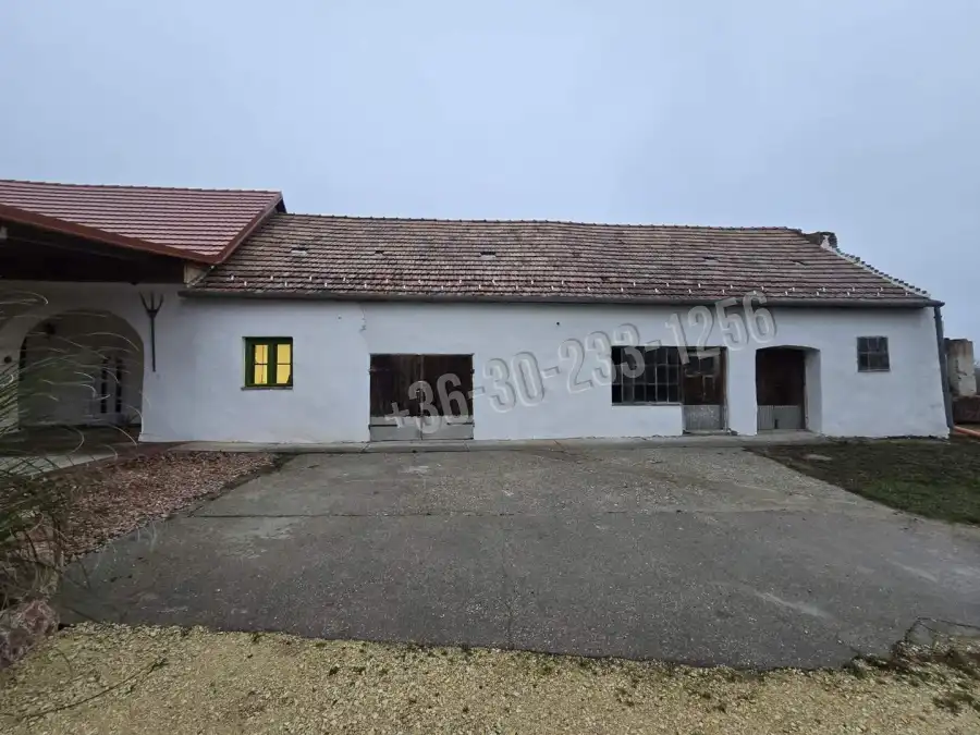 eladó családi ház, Agyagosszergény