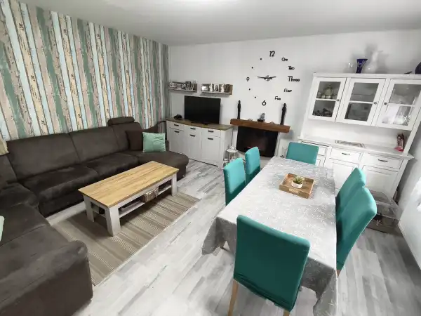 Eladó családi ház, Egyházasfalu 5 szoba 140 m² 65 M Ft