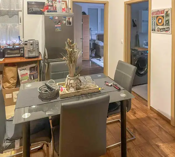 Eladó téglalakás, Sopron 2 szoba 49 m² 64 M Ft Eladó téglalakás, Sopron 2 szoba 49 m² 64 M Ft